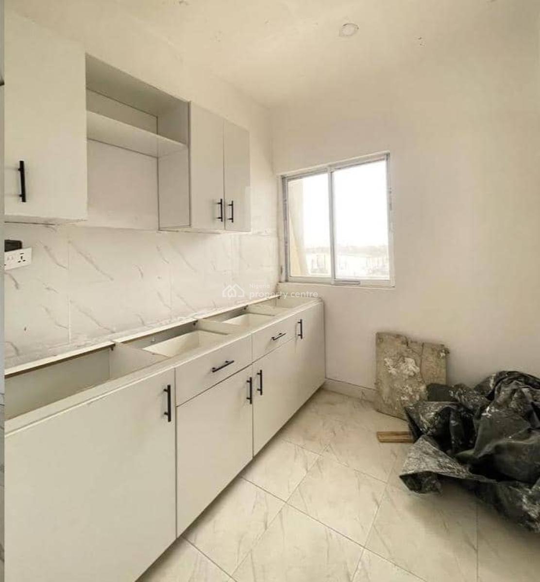 Mini Flat, Ologolo, Lekki, Lagos, Mini Flat (room and Parlour) for Rent