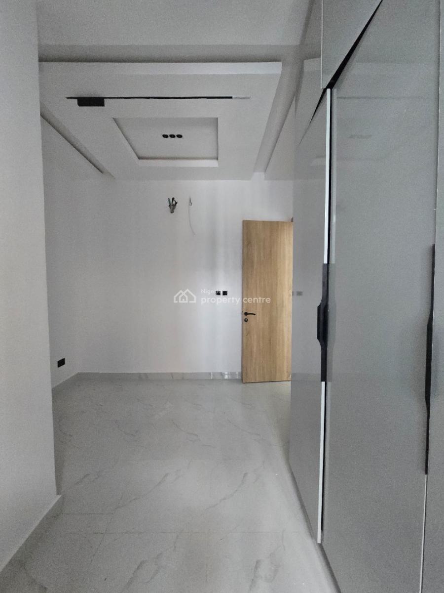 Modern 4-bedroom Terrace Duplex with Bq & Premium Amenities, Lekki Phase 1, Lekki, Lagos, Terraced Duplex for Sale