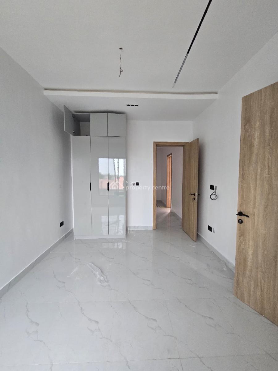 Modern 4-bedroom Terrace Duplex with Bq & Premium Amenities, Lekki Phase 1, Lekki, Lagos, Terraced Duplex for Sale