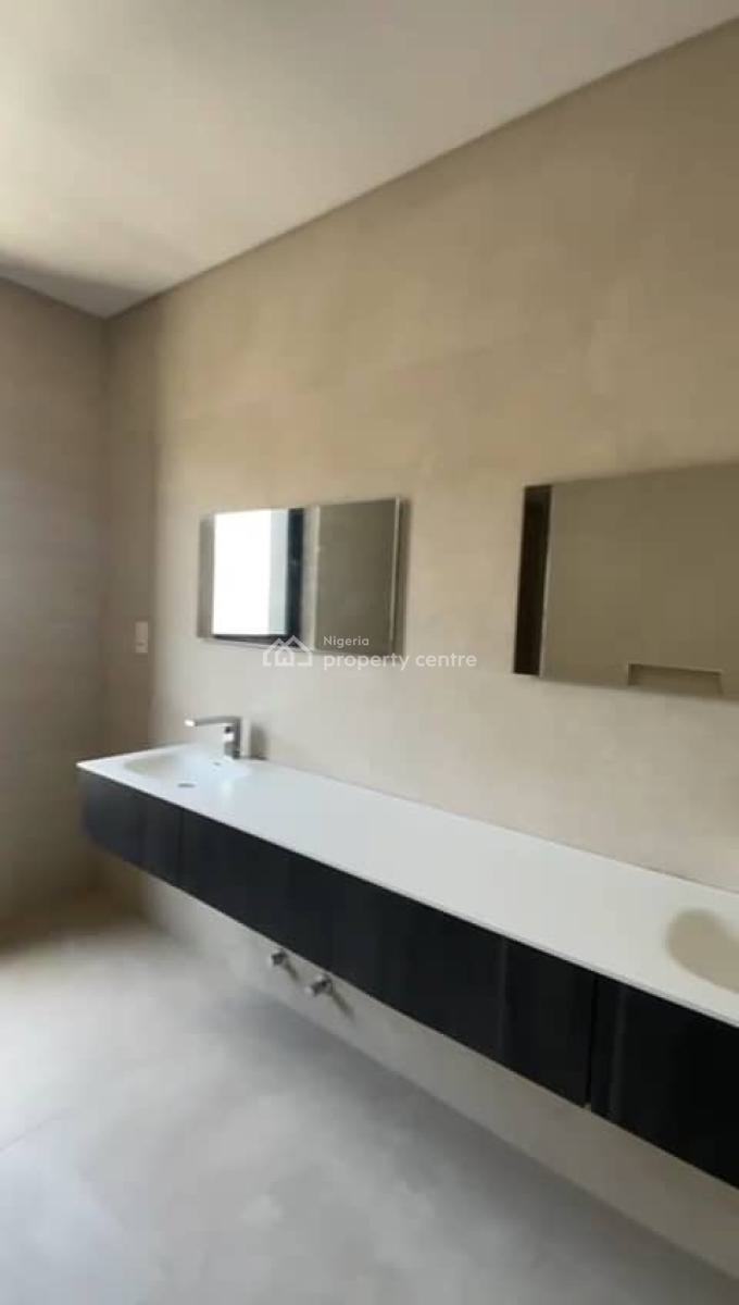 *direct Brief* Super Luxury Waterfront 6bedroom Fully Detached Duplex, Banana, Banana Island, Ikoyi, Lagos, Detached Duplex for Sale