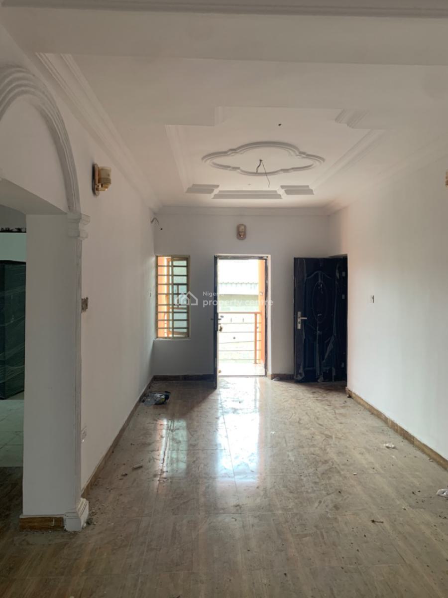 Luxury Brand New 2 Bedroom Flat Downstairs, Mobil Road Ilaje, Ajah, Lagos, Flat / Apartment for Rent