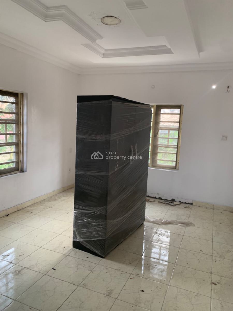 Luxury Brand New 2 Bedroom Flat Downstairs, Mobil Road Ilaje, Ajah, Lagos, Flat / Apartment for Rent