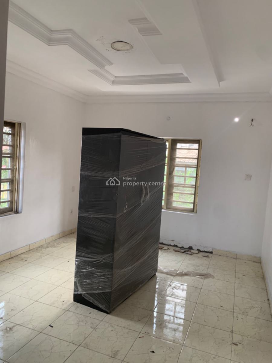 Luxury Brand New 2 Bedroom Flat Downstairs, Mobil Road Ilaje, Ajah, Lagos, Flat / Apartment for Rent