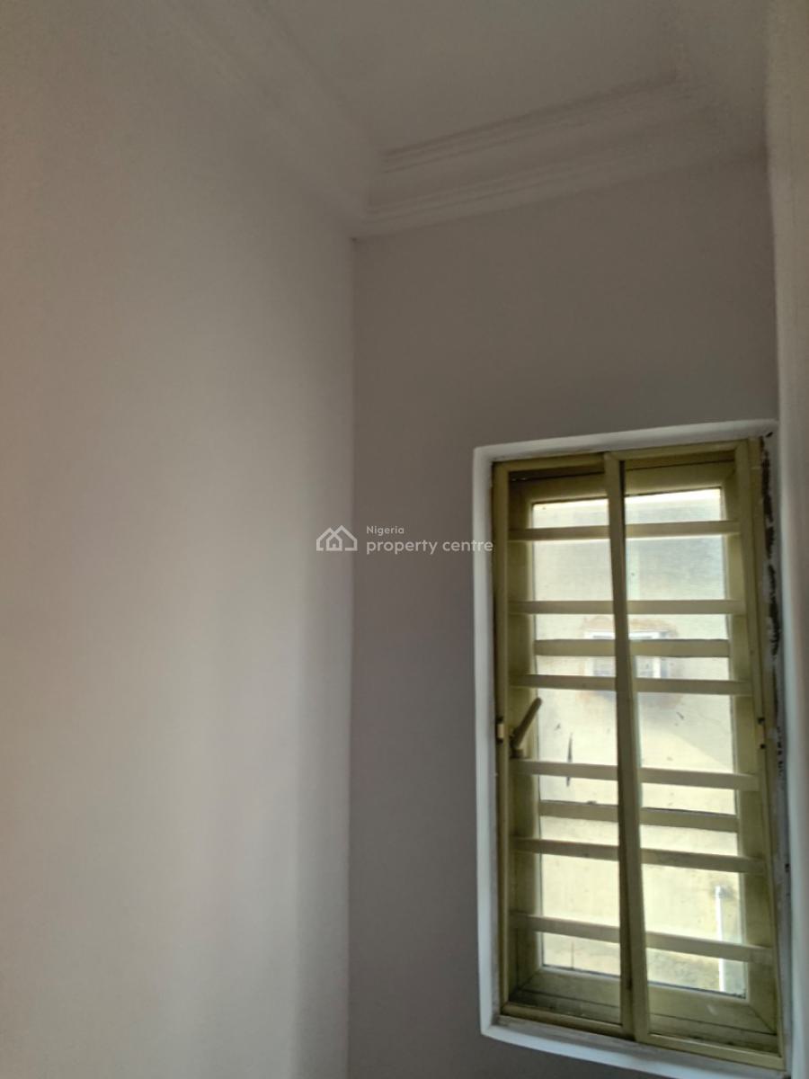 Luxury Brand New 2 Bedroom Flat Downstairs, Mobil Road Ilaje, Ajah, Lagos, Flat / Apartment for Rent