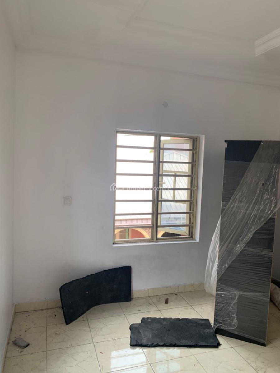 Luxury Brand New 2 Bedroom Flat Downstairs, Mobil Road Ilaje, Ajah, Lagos, Flat / Apartment for Rent