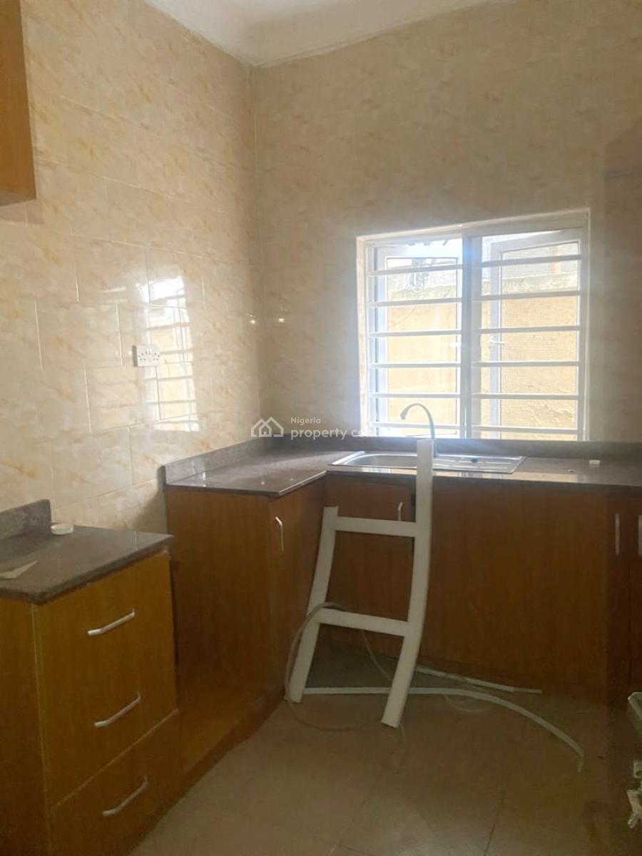 Luxury 2 Bedroom Flat in a Mini Estate, Olowora, Omole Phase 2, Ikeja, Lagos, Flat / Apartment for Rent