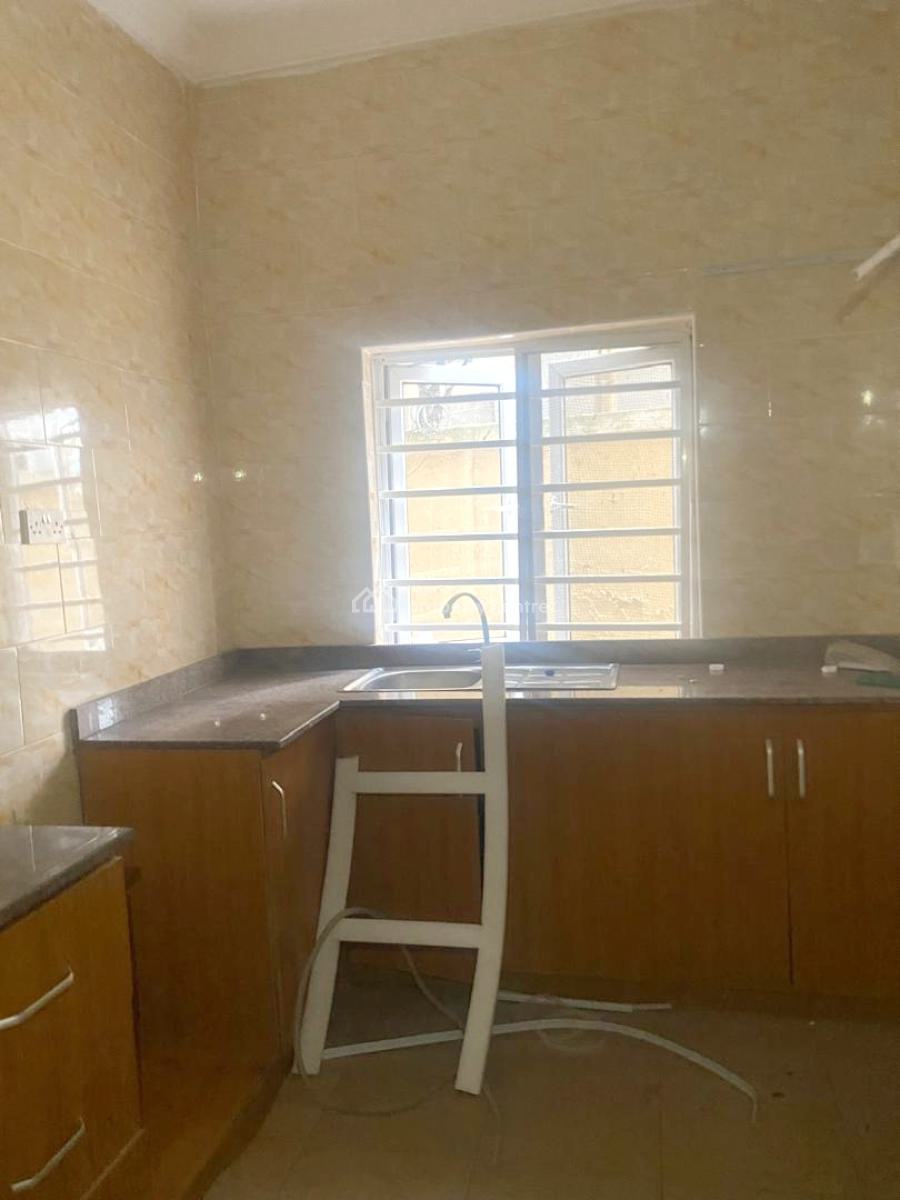 Luxury 2 Bedroom Flat in a Mini Estate, Olowora, Omole Phase 2, Ikeja, Lagos, Flat / Apartment for Rent