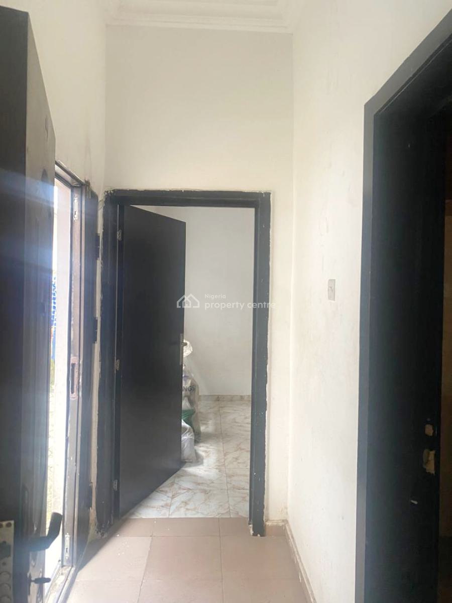 Luxury 2 Bedroom Flat in a Mini Estate, Olowora, Omole Phase 2, Ikeja, Lagos, Flat / Apartment for Rent