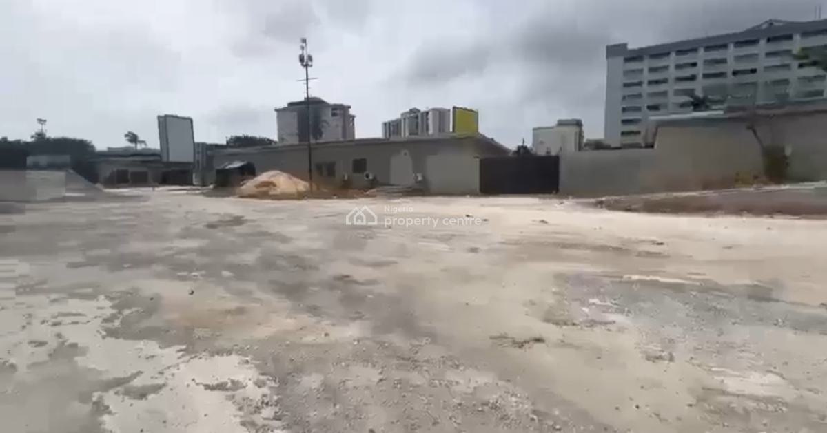 a Bareland Measuring 5000sqm in a Strategic Location, Ozumba Mbadiwe, Victoria Island (vi), Lagos, Mixed-use Land for Sale