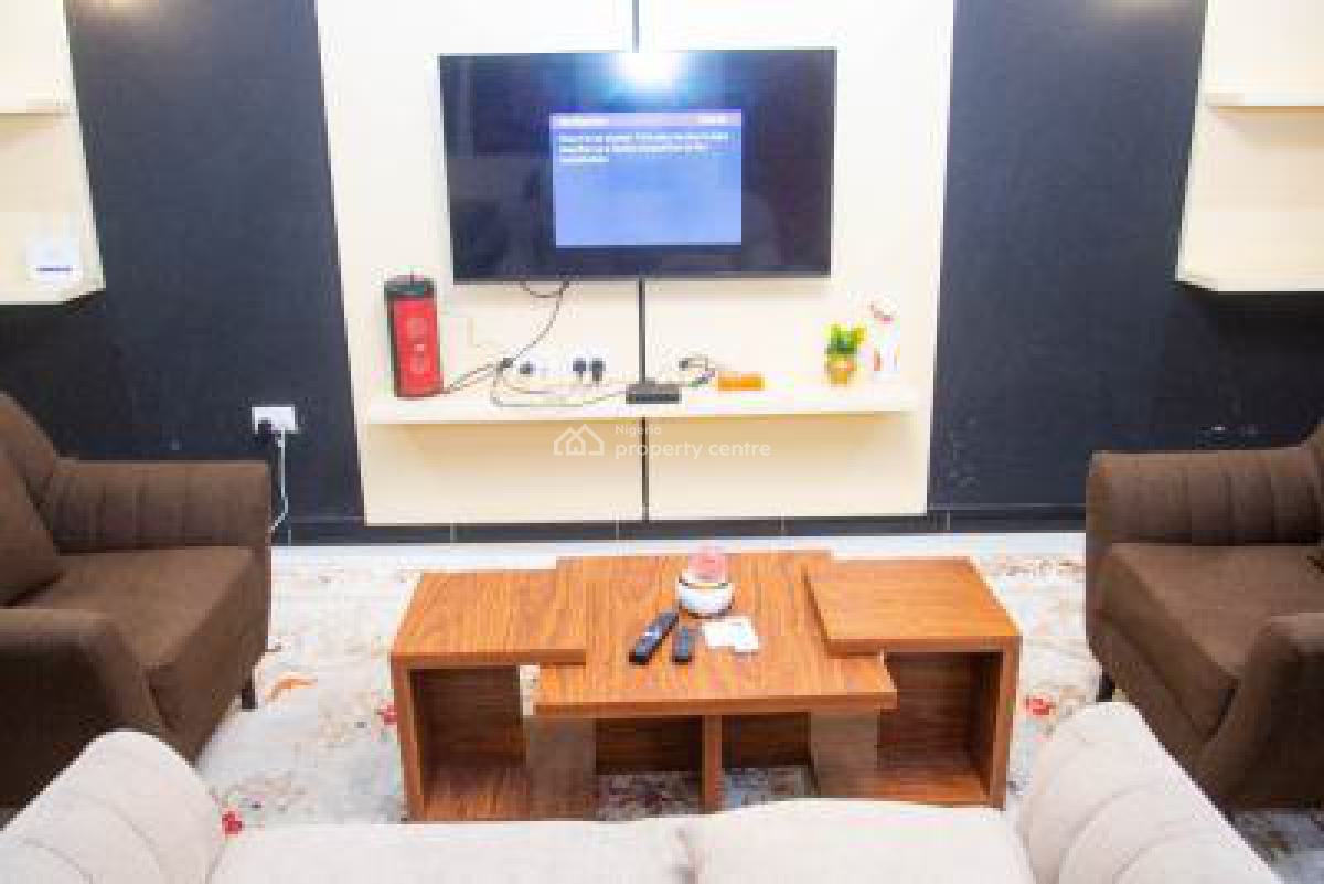 1 Bedrooms, 3 Sorotona Close, Off Adetokunbo Ademola Crescent, Wuse 2, Abuja, Flat / Apartment Short Let