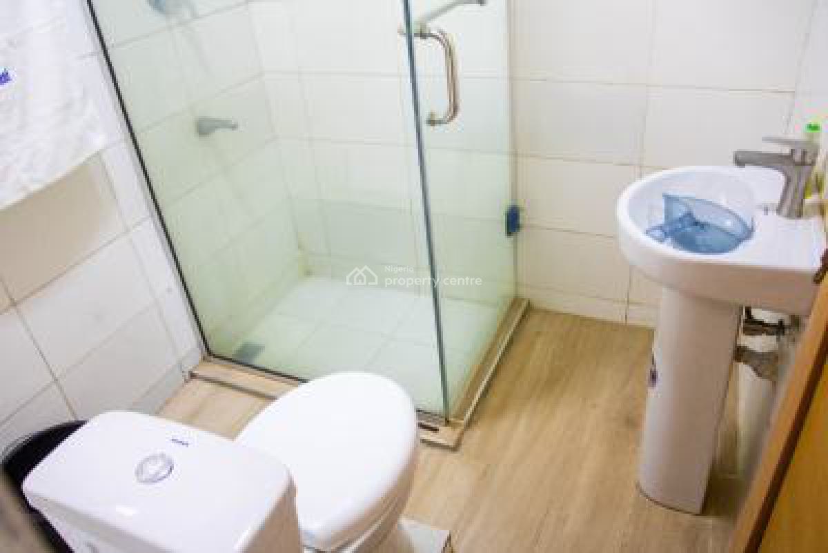 1 Bedrooms, 3 Sorotona Close, Off Adetokunbo Ademola Crescent, Wuse 2, Abuja, Flat / Apartment Short Let