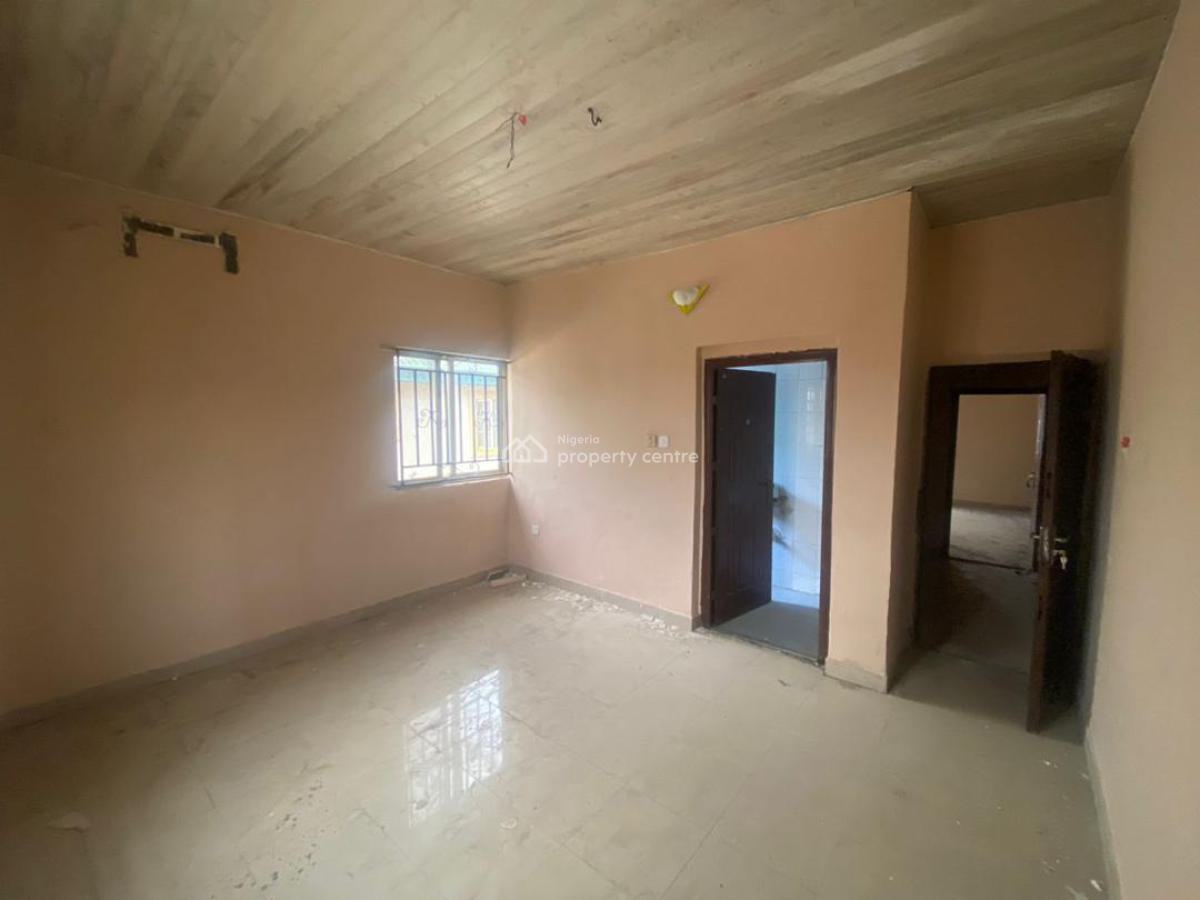 12 Rooms Detached House + Warehouse, Agboyi Road, Ori-oke, Ogudu, Lagos, Detached Duplex for Rent