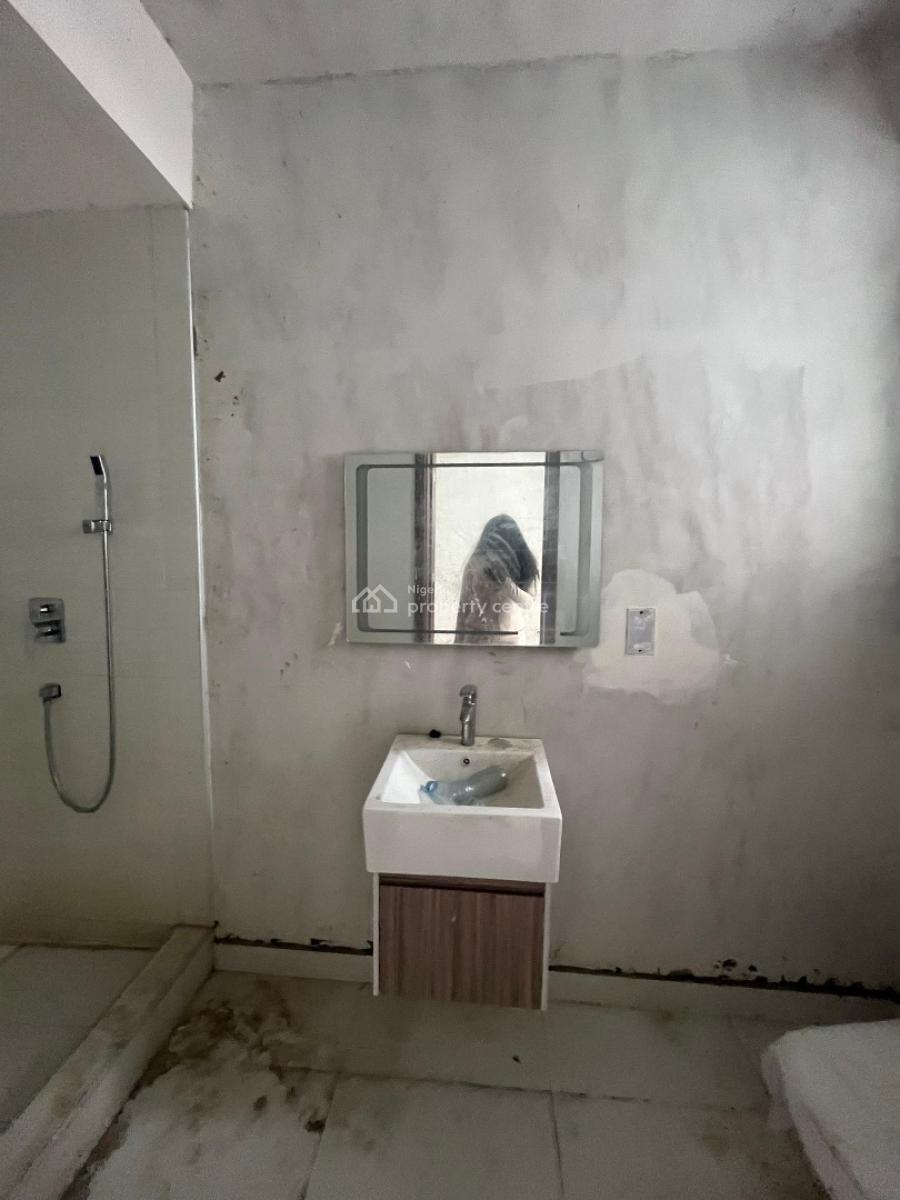 3 Bedroom Maisonette, Lekki Phase 1, Lekki, Lagos, Flat / Apartment for Sale