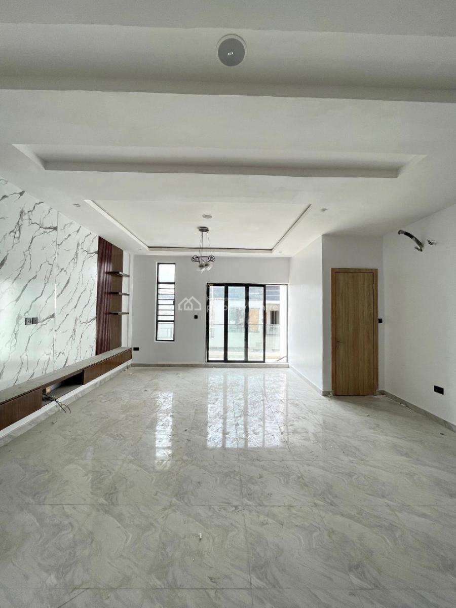 2 Bedroom Apartment, Ikota, Lekki, Lagos, Flat / Apartment for Sale