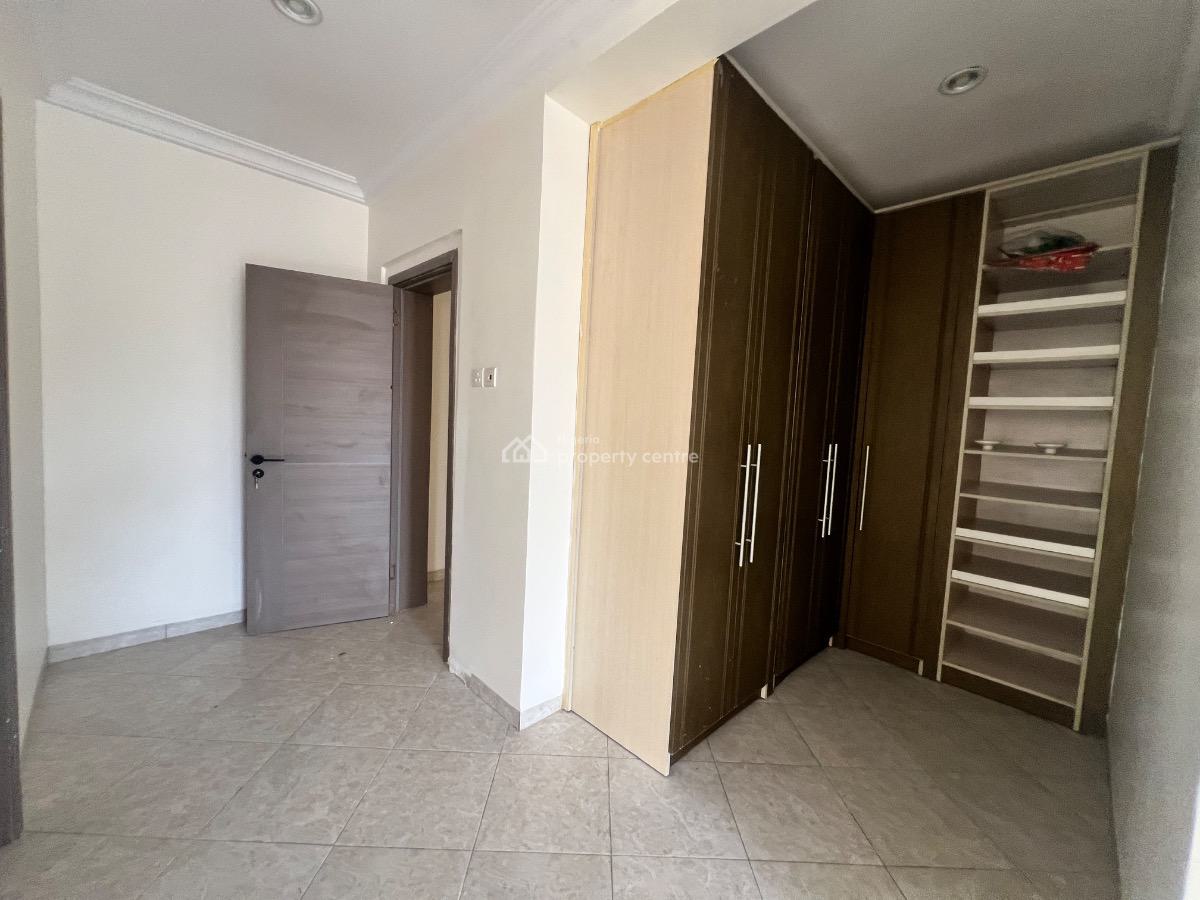 Luxury 4 Bedroom Serviced Apartment with a Room Bq, Swimming Pool, Old Ikoyi, Ikoyi, Lagos, Flat / Apartment for Rent