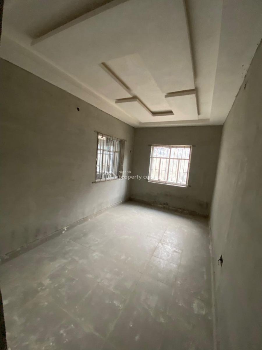 Newly Built Mini Flat with Screeded Walls, P.o.p Ceiling, Borehole Water, Via Kilo Bustop, Surulere, Lagos, Mini Flat (room and Parlour) for Rent