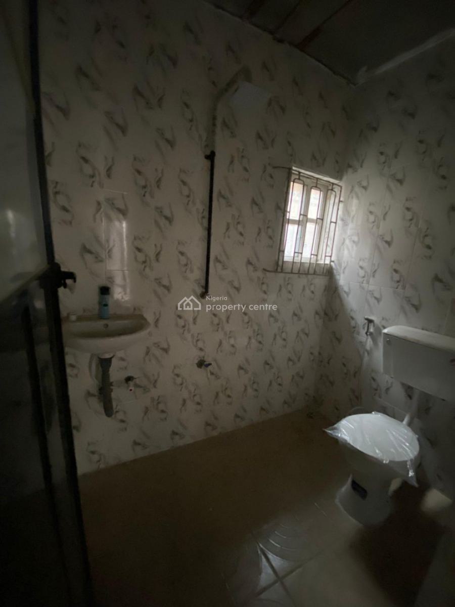 Newly Built Mini Flat with Screeded Walls, P.o.p Ceiling, Borehole Water, Via Kilo Bustop, Surulere, Lagos, Mini Flat (room and Parlour) for Rent
