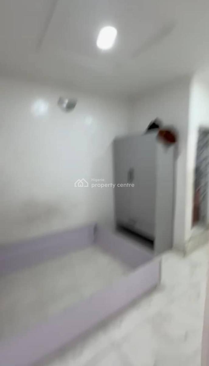 Lovely 2bedroom Flat, Off Pedro Road, Shomolu, Lagos, Flat / Apartment for Rent