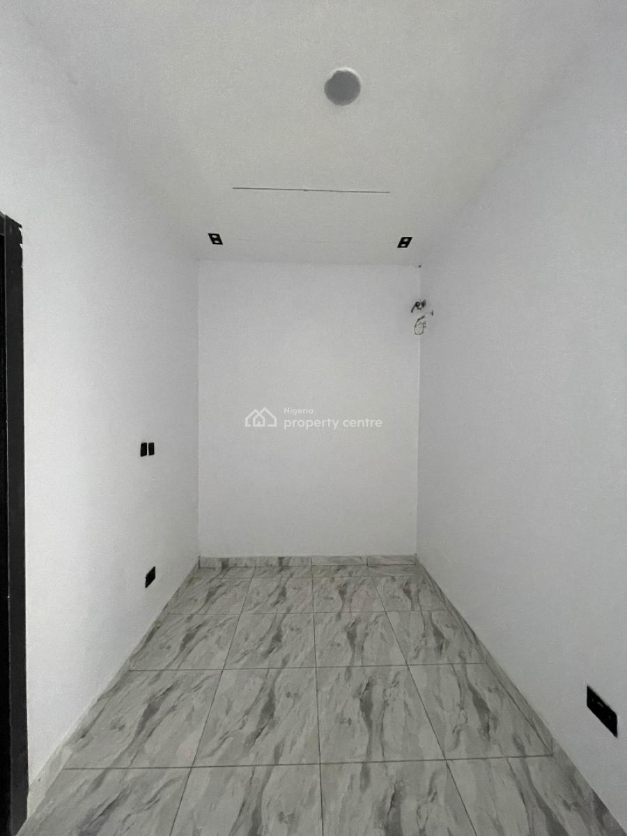 4 Bedroom Semi-detached, Ikota, Lekki, Lagos, Semi-detached Duplex for Sale