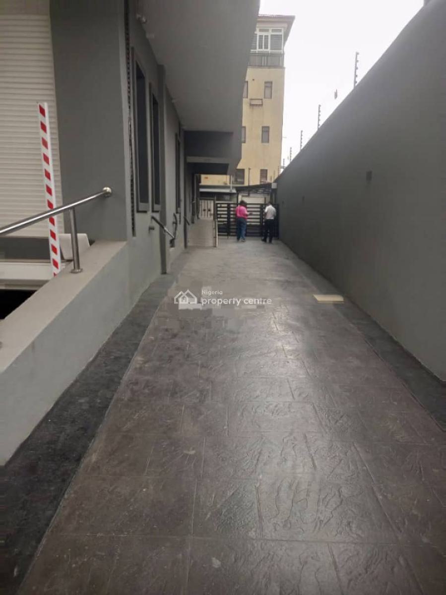 a Newly Built Luxurious Stand Alone Open Plan Office Built with 1,100, Off Allen Avenue, Ikeja, Lagos, Office Space for Rent