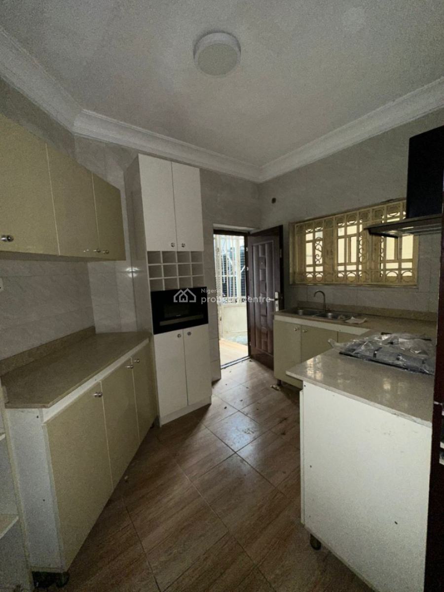2 Bedroom Flat, Maitama District, Abuja, House for Rent