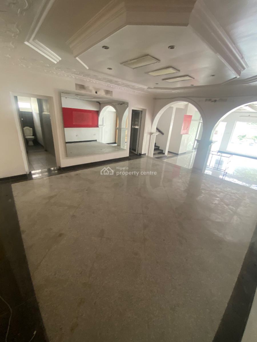 5 Bedroom Semi Detached House, Off Admiralty Way, Lekki Phase 1, Lekki, Lagos, Semi-detached Duplex for Rent