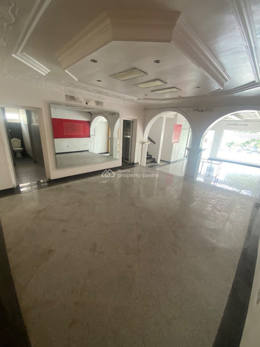5 Bedroom Semi Detached House, Off Admiralty Way, Lekki Phase 1, Lekki, Lagos, Semi-detached Duplex for Rent