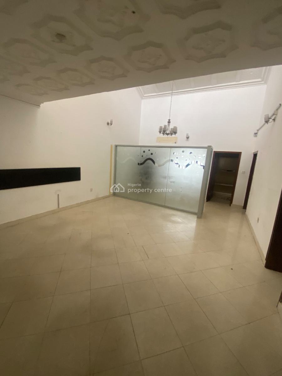5 Bedroom Semi Detached House, Off Admiralty Way, Lekki Phase 1, Lekki, Lagos, Semi-detached Duplex for Rent
