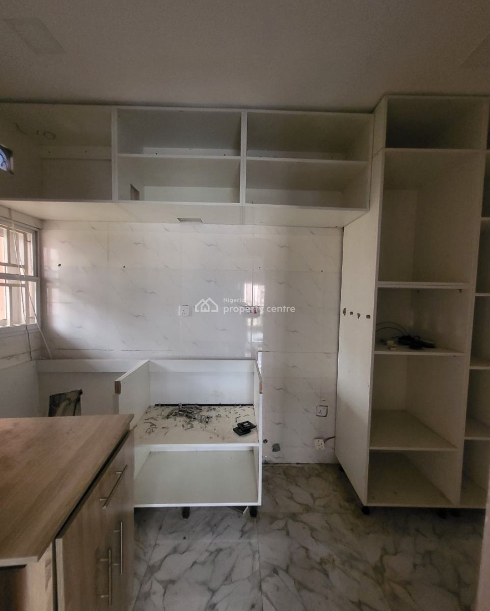 Luxurious Massive 1bedroom Flat, By American International School, Durumi, Abuja, Flat / Apartment for Rent