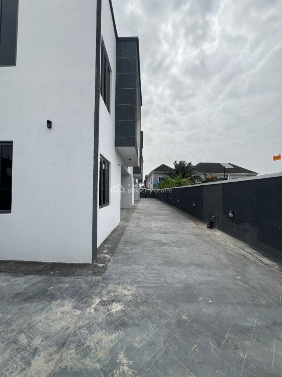 4bedroom Terrace Duplex in a Serene Neighborhood, Ogombo Road, Ajah, Lagos, Terraced Duplex for Sale