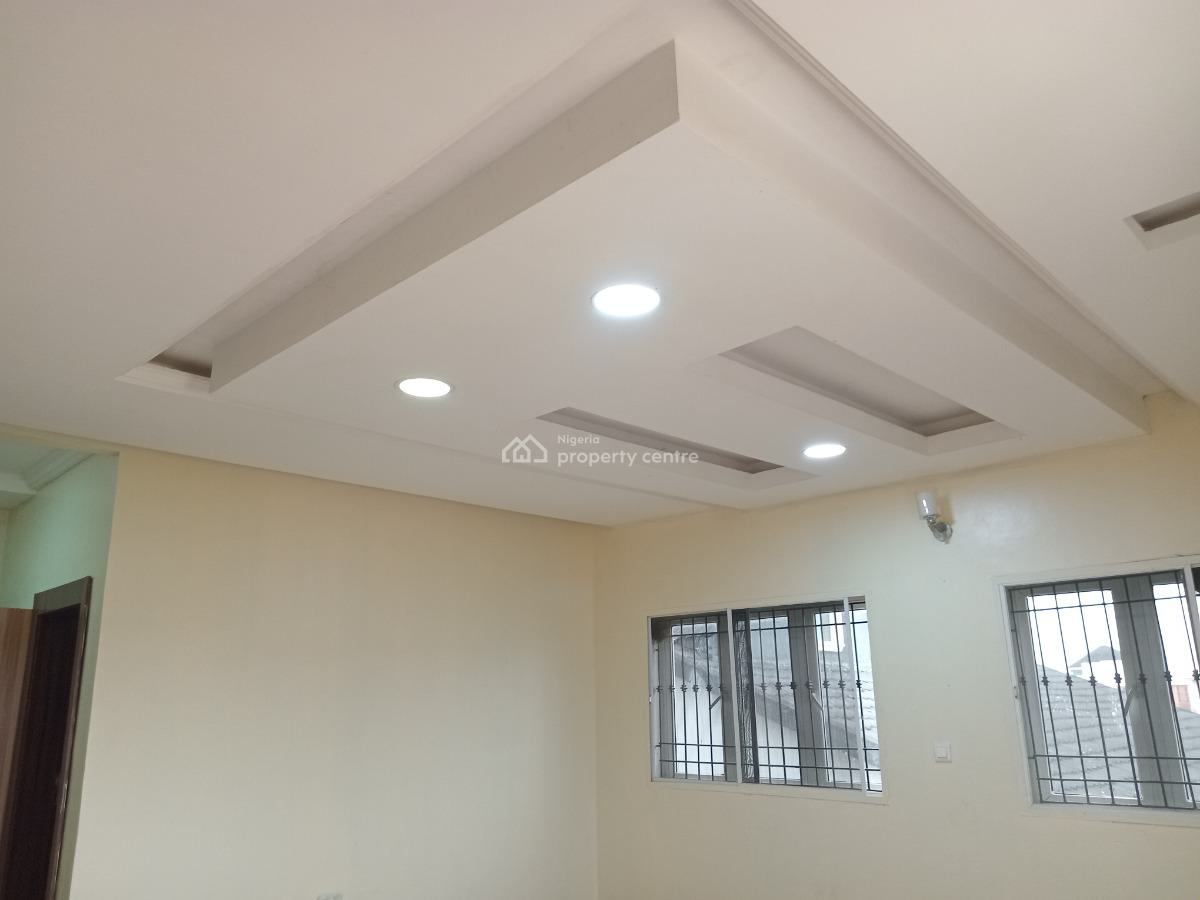 4 Bedroom Flat Upstairs Spacious, Ogombo, Ajah, Lagos, Flat / Apartment for Rent