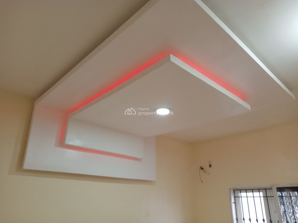 4 Bedroom Flat Upstairs Spacious, Ogombo, Ajah, Lagos, Flat / Apartment for Rent