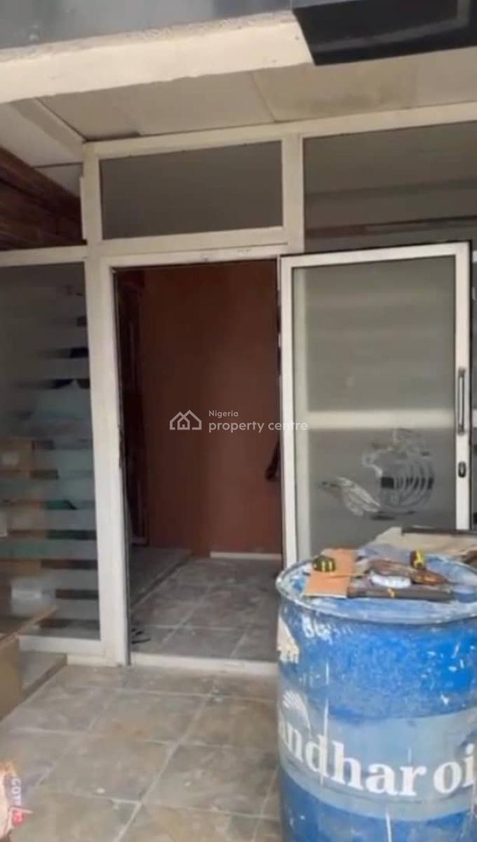 a Commercial Space, Off Adelabu, Surulere, Lagos, Office Space for Rent