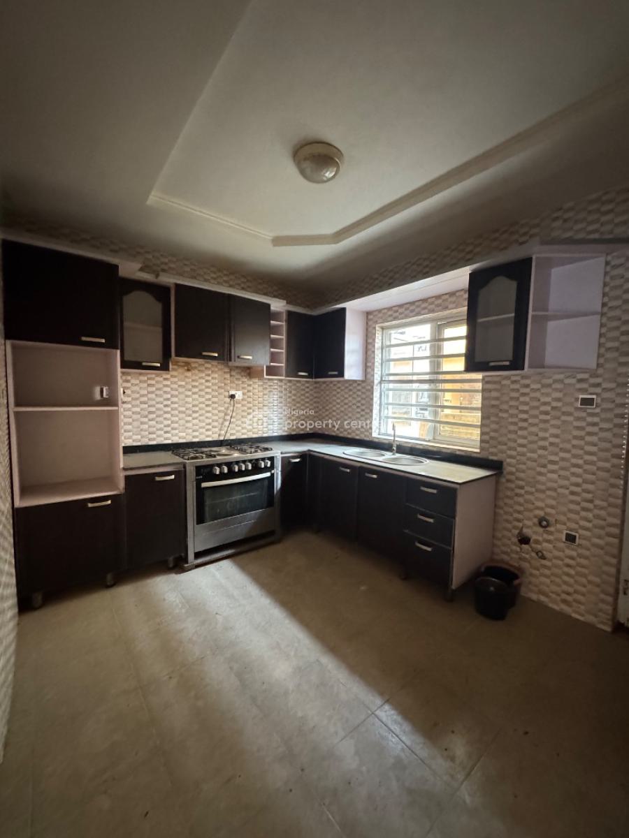 Spacious Service 3 Bedrooms Terraced Duplex, Very Spacious and Nice, Orchid Road, Lekki, Lagos, Terraced Duplex for Sale