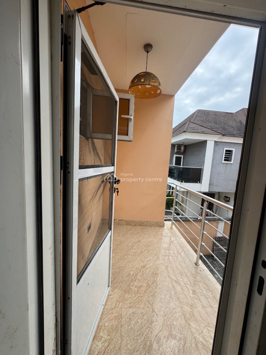 Spacious Service 3 Bedrooms Terraced Duplex, Very Spacious and Nice, Orchid Road, Lekki, Lagos, Terraced Duplex for Sale