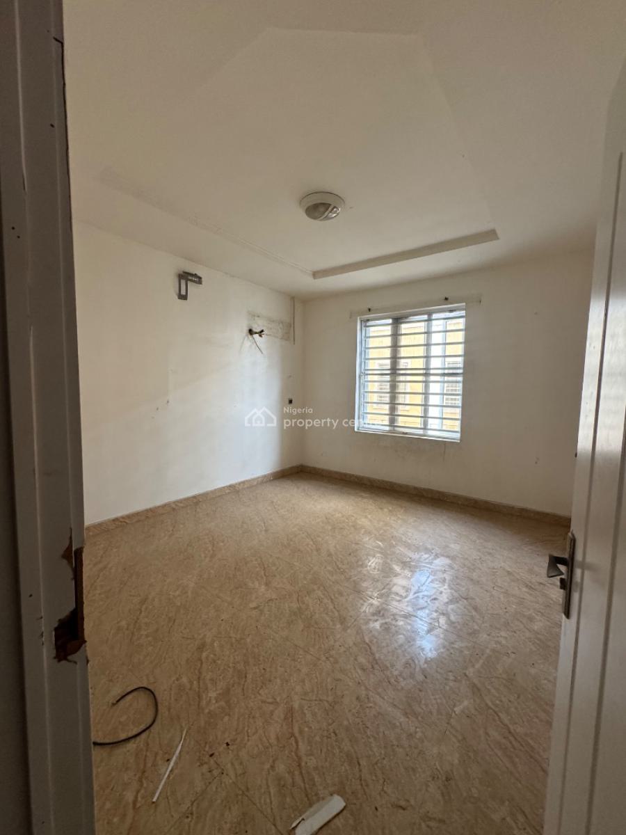 Spacious Service 3 Bedrooms Terraced Duplex, Very Spacious and Nice, Orchid Road, Lekki, Lagos, Terraced Duplex for Sale