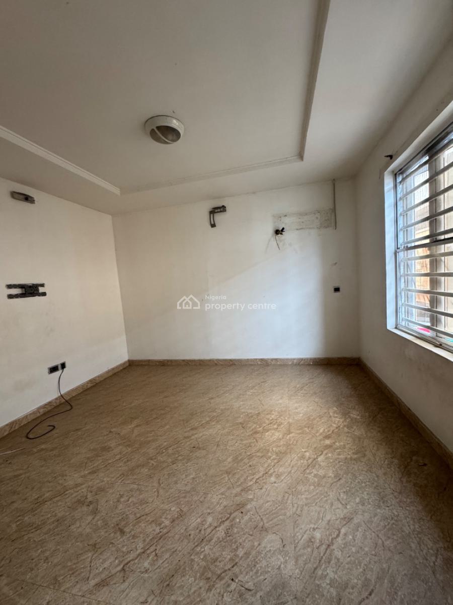 Spacious Service 3 Bedrooms Terraced Duplex, Very Spacious and Nice, Orchid Road, Lekki, Lagos, Terraced Duplex for Sale