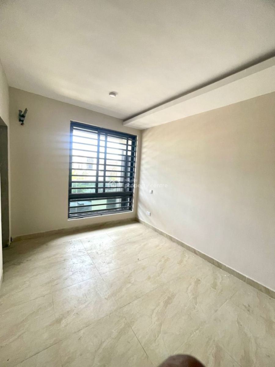 Exquisitely Finished 3 Bedrooms Apartment with Elevator & Bq., Lekki Phase 1, Lekki, Lagos, Flat / Apartment for Sale
