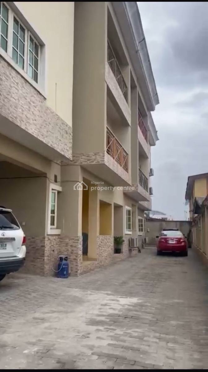 Lovely 2 Bedroom Up Flat, Onigemo, Ifako, Gbagada, Lagos, House for Rent
