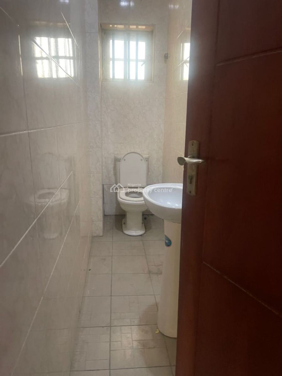 Lovely 2 Bedroom Up Flat, Onigemo, Ifako, Gbagada, Lagos, House for Rent