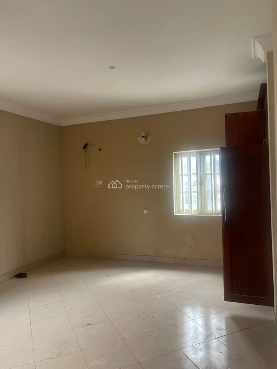 Lovely 2 Bedroom Up Flat, Onigemo, Ifako, Gbagada, Lagos, House for Rent