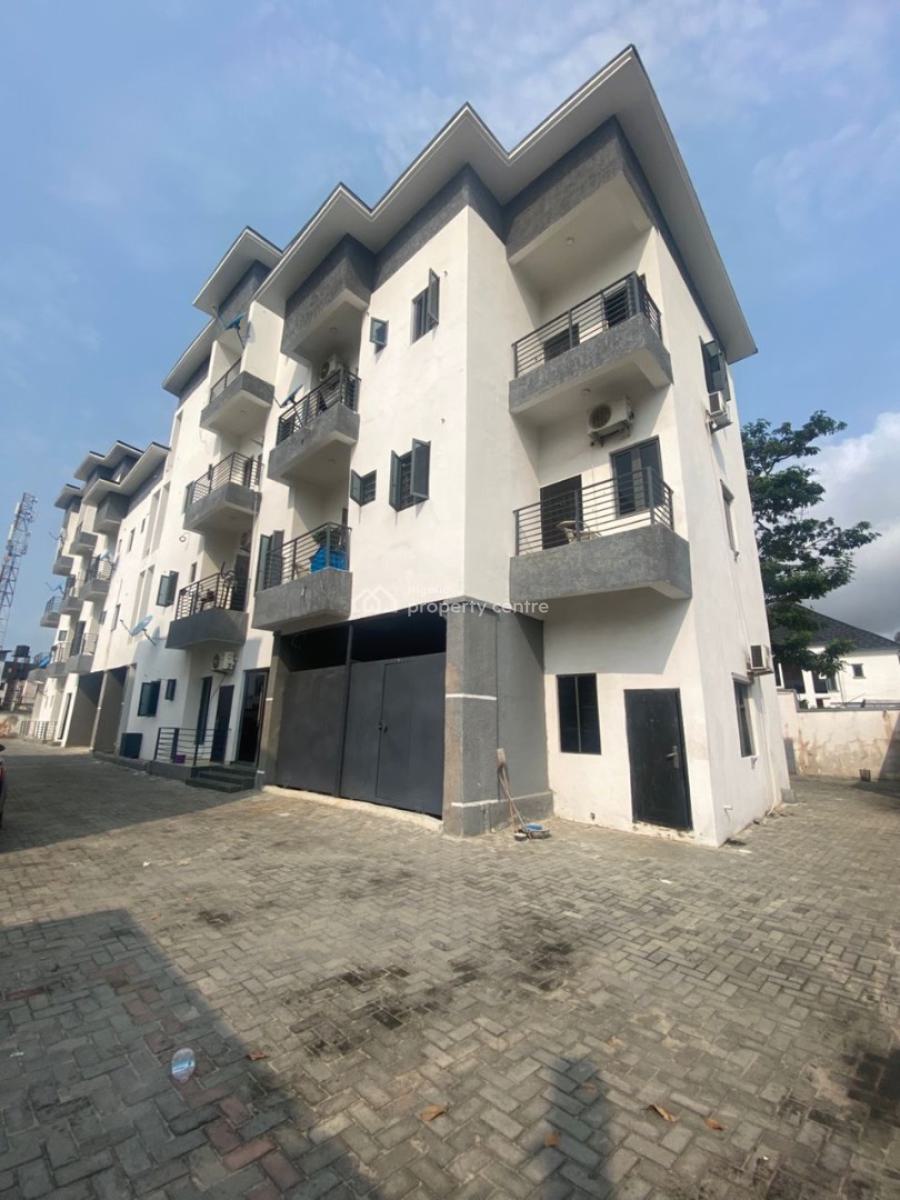 Lucious 2 Bedrooms Penthouse, Lekki 2nd Toll Gate, Conservation, Lekki, Lagos, Flat / Apartment for Sale
