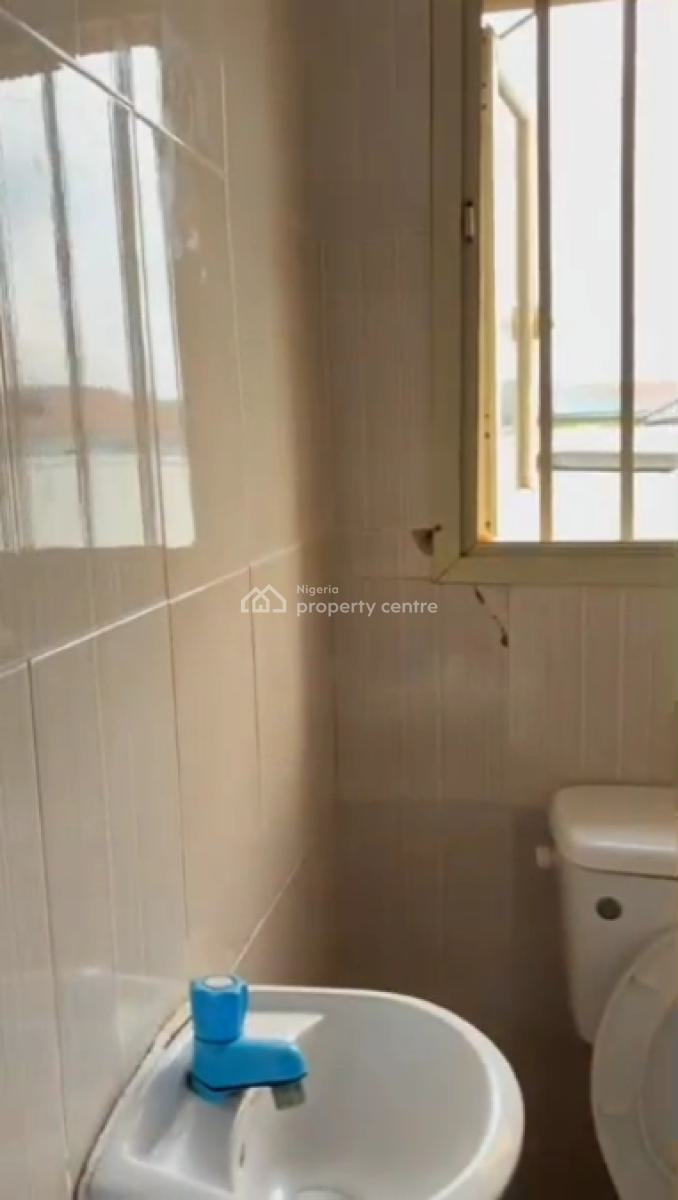 Specious Decent Miniflat, Abule Ijesha, Yaba, Lagos, Mini Flat (room and Parlour) for Rent