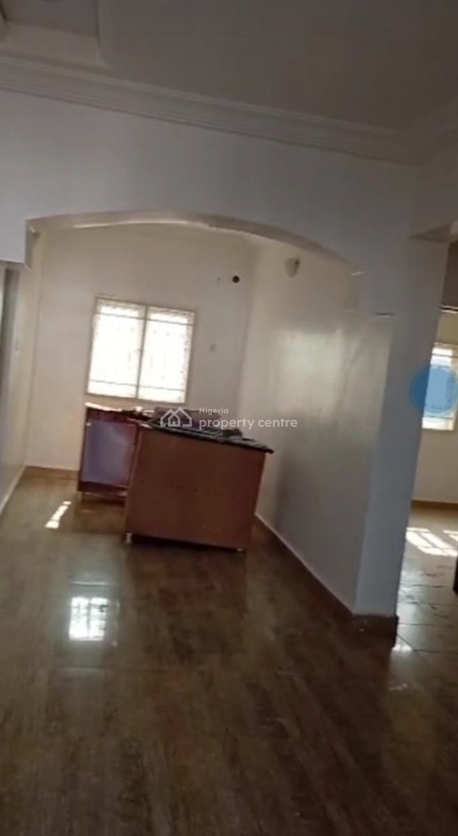 Sharp 2 Bedrooms Flat Upstairs, Arab Road, Kubwa, Abuja, Flat / Apartment for Rent