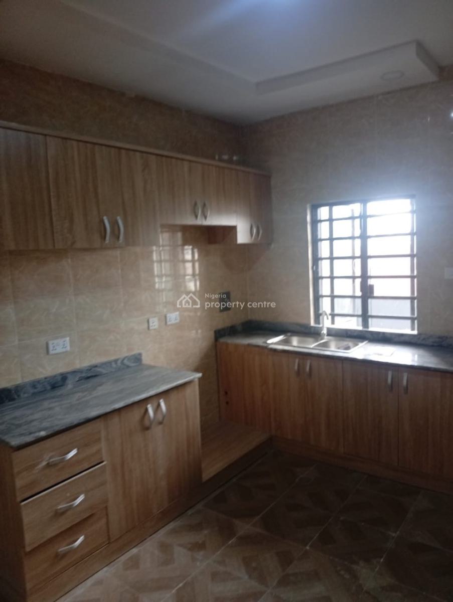 Executive 3 Bedroom Flat, Alapere, Ketu, Lagos, Flat / Apartment for Rent