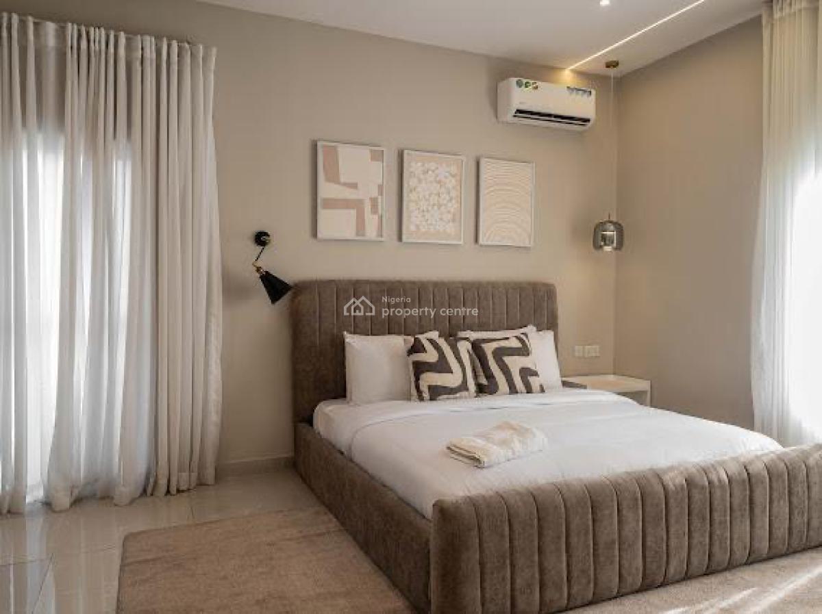 3  (three) Bedroom  Apartment, Lekki Phase 1, Lekki, Lagos, Flat / Apartment Short Let