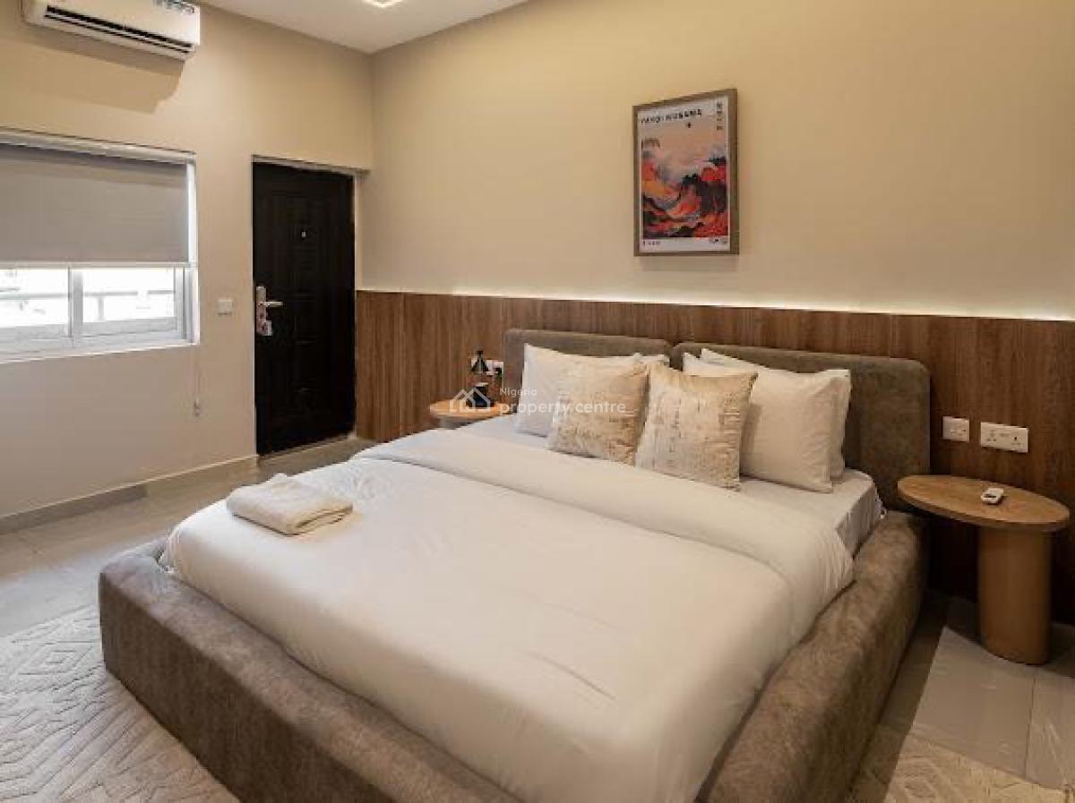 3  (three) Bedroom  Apartment, Lekki Phase 1, Lekki, Lagos, Flat / Apartment Short Let