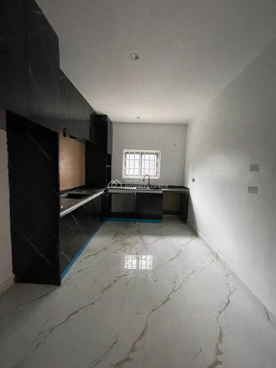 Well Built 6 Bedroom Fully Detached Duplex a Bq and a Swimming Pool, Guzape District, Abuja, Detached Duplex for Sale