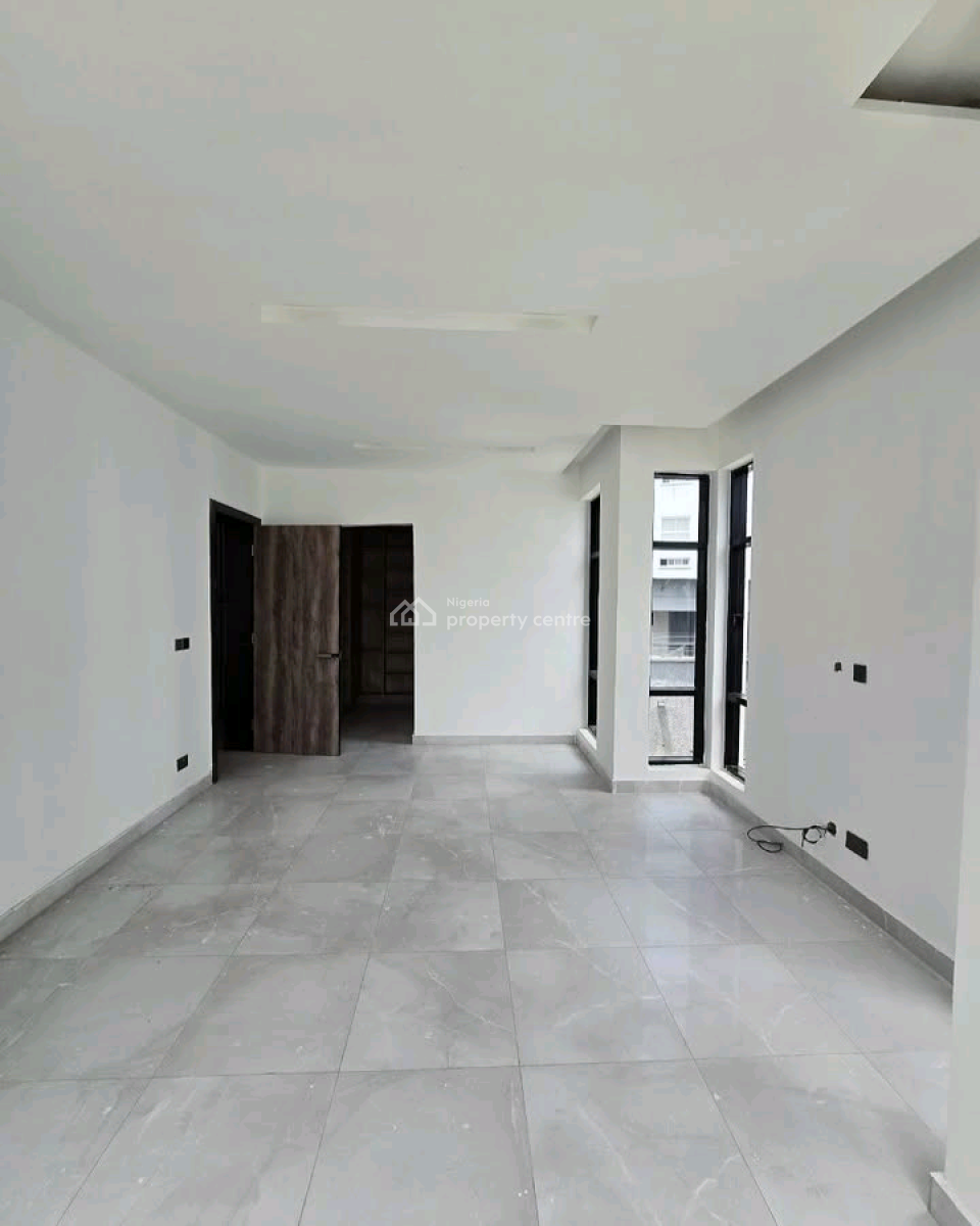 4 Bedroom Semi Detached with Bq  Location: Victoria Island, Victoria Island (vi), Lagos, House for Sale