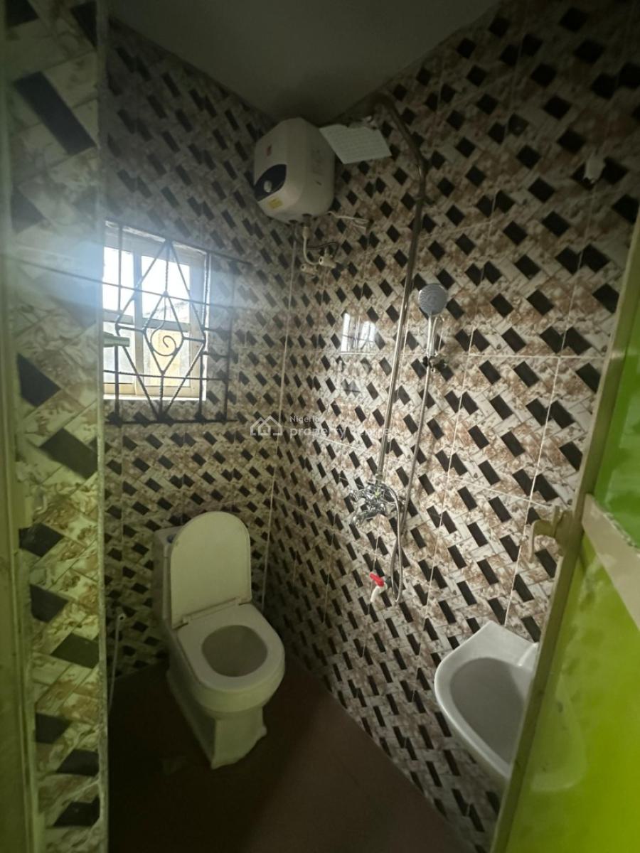 2 Bedroom Flat, Igbe Laara Ikorodu, Ikorodu, Lagos, Flat / Apartment for Rent
